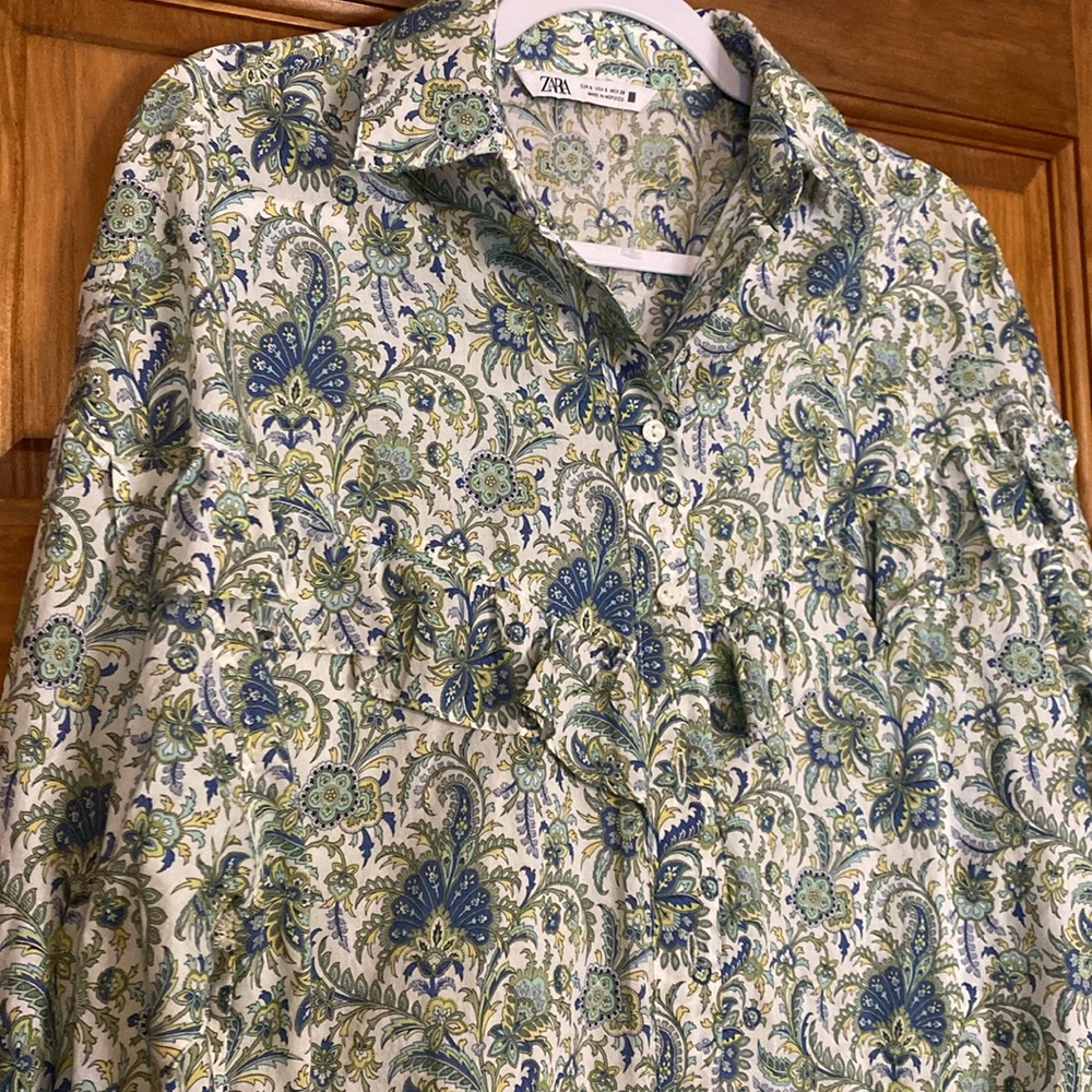 Zara ruffled blouse with side pockets quarter sleeve